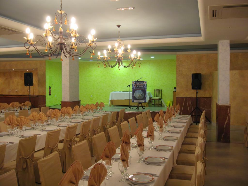 Hotel Restaurante San Roque 메디나델캄포 외부 사진